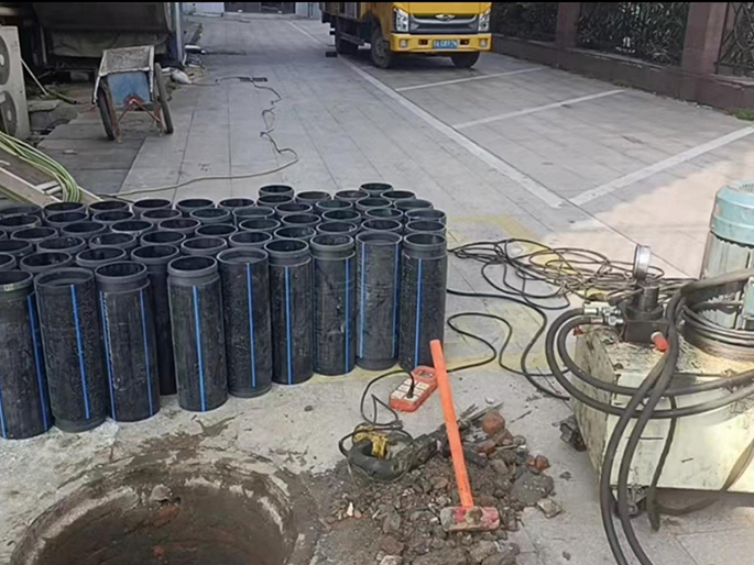 镇海PE置换管厂家 DN315置换管 非开挖管短管置换